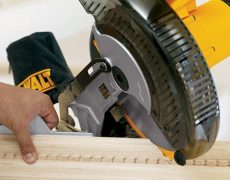 Steps to use Miter Saws