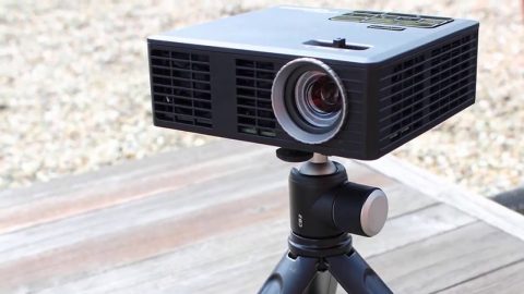 Know what are the benefits of portable projector singapore